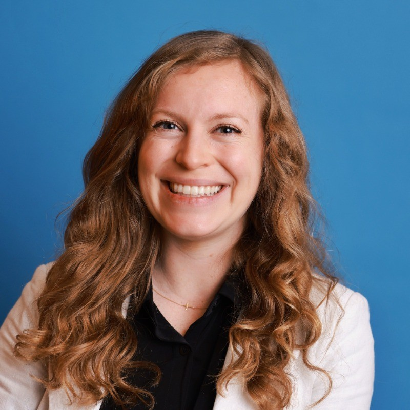 Nicki Bringle headshot